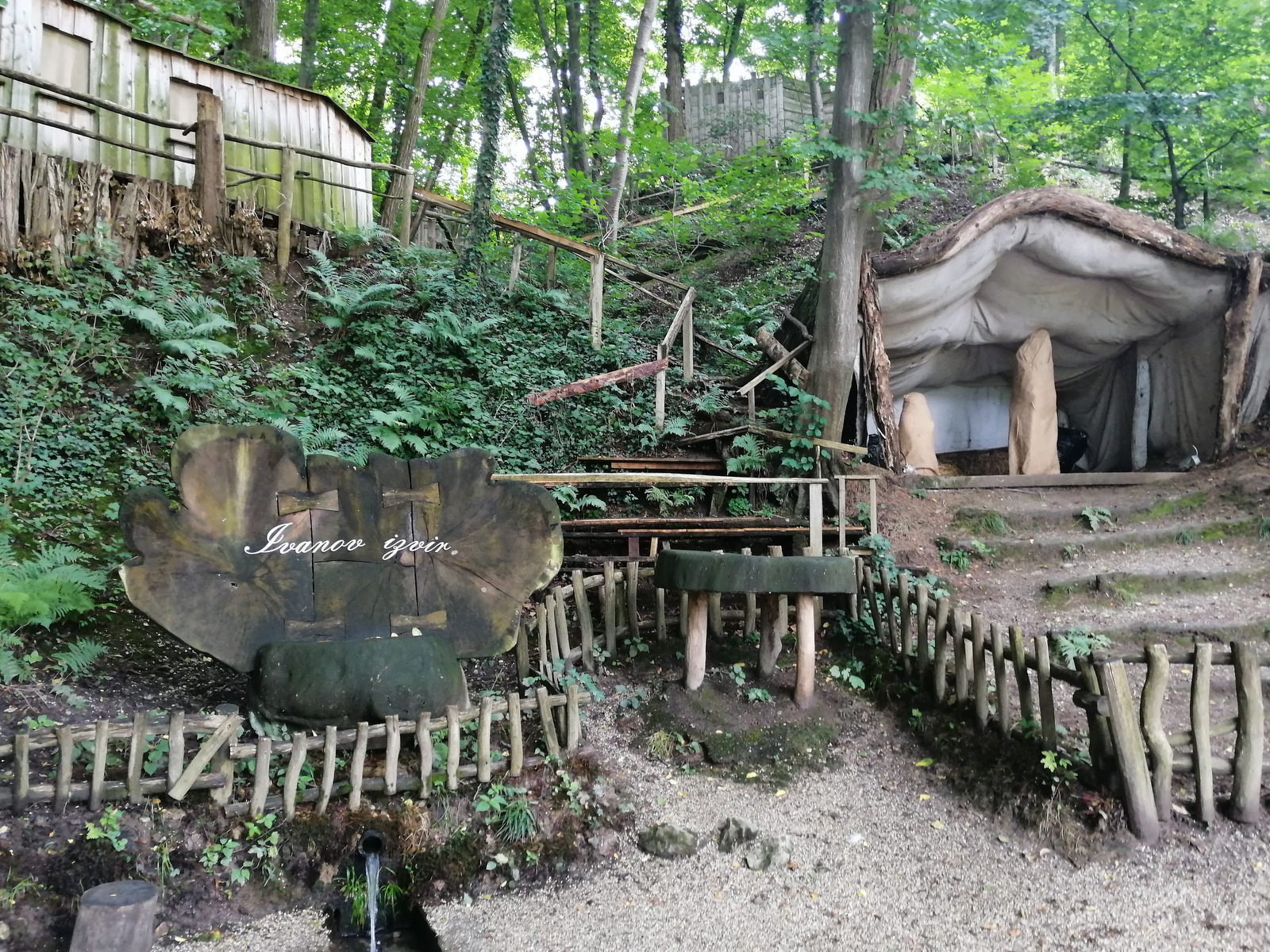 Pot po Razkriškem kotu, Ivanov izvir