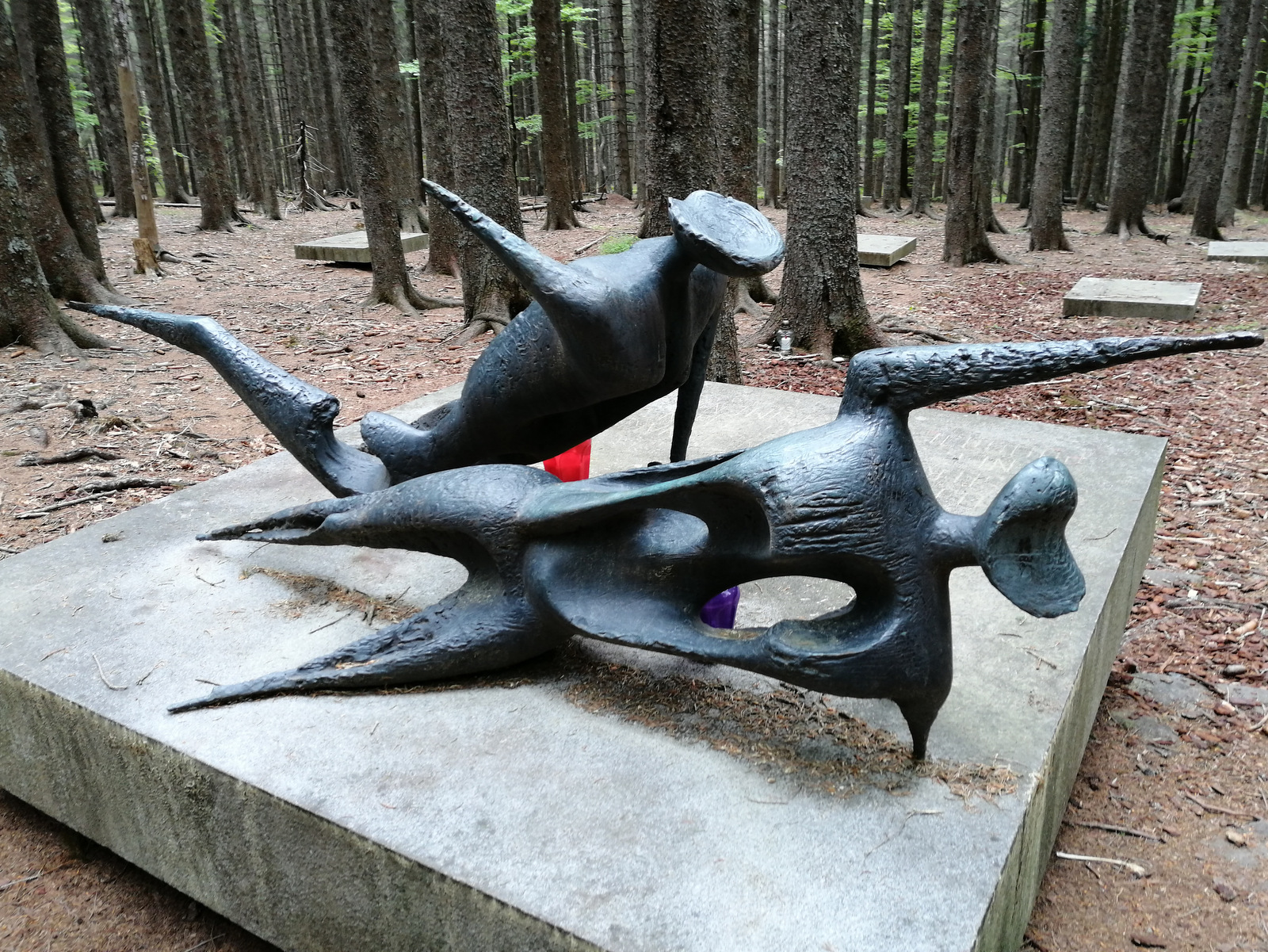 Spomenik Trije žeblji, Osankarica