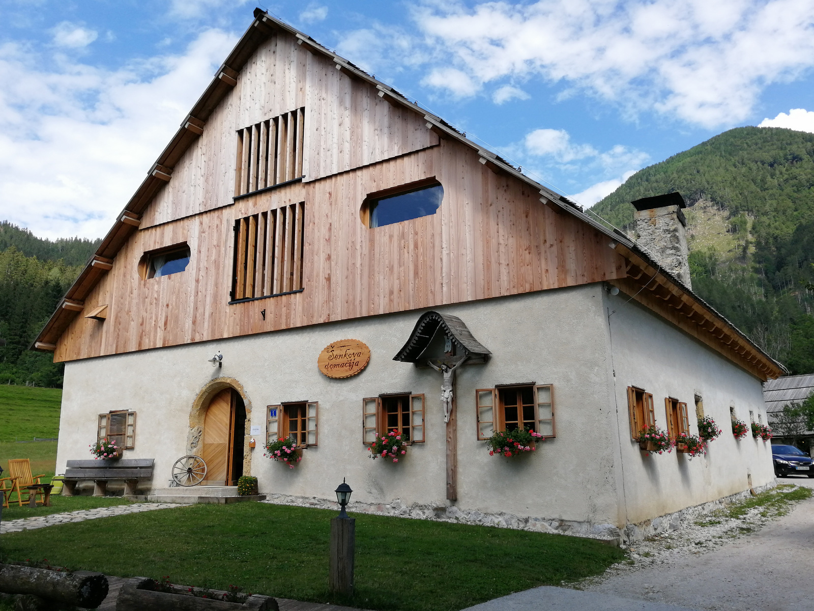 Jezersko, Šenkova domačija